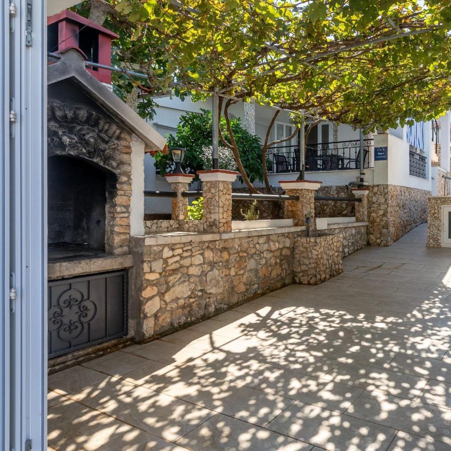 Holiday House Iva 슬라티네 외부 사진
