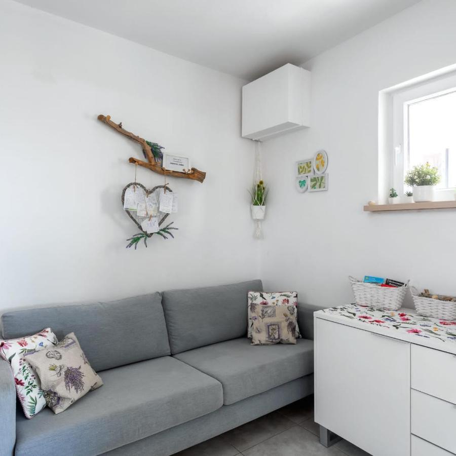 Holiday House Iva 슬라티네 외부 사진
